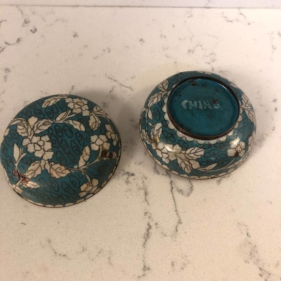 Antique Chinese Cloisonne Lidded Trinket Box - Picture 3 of 10